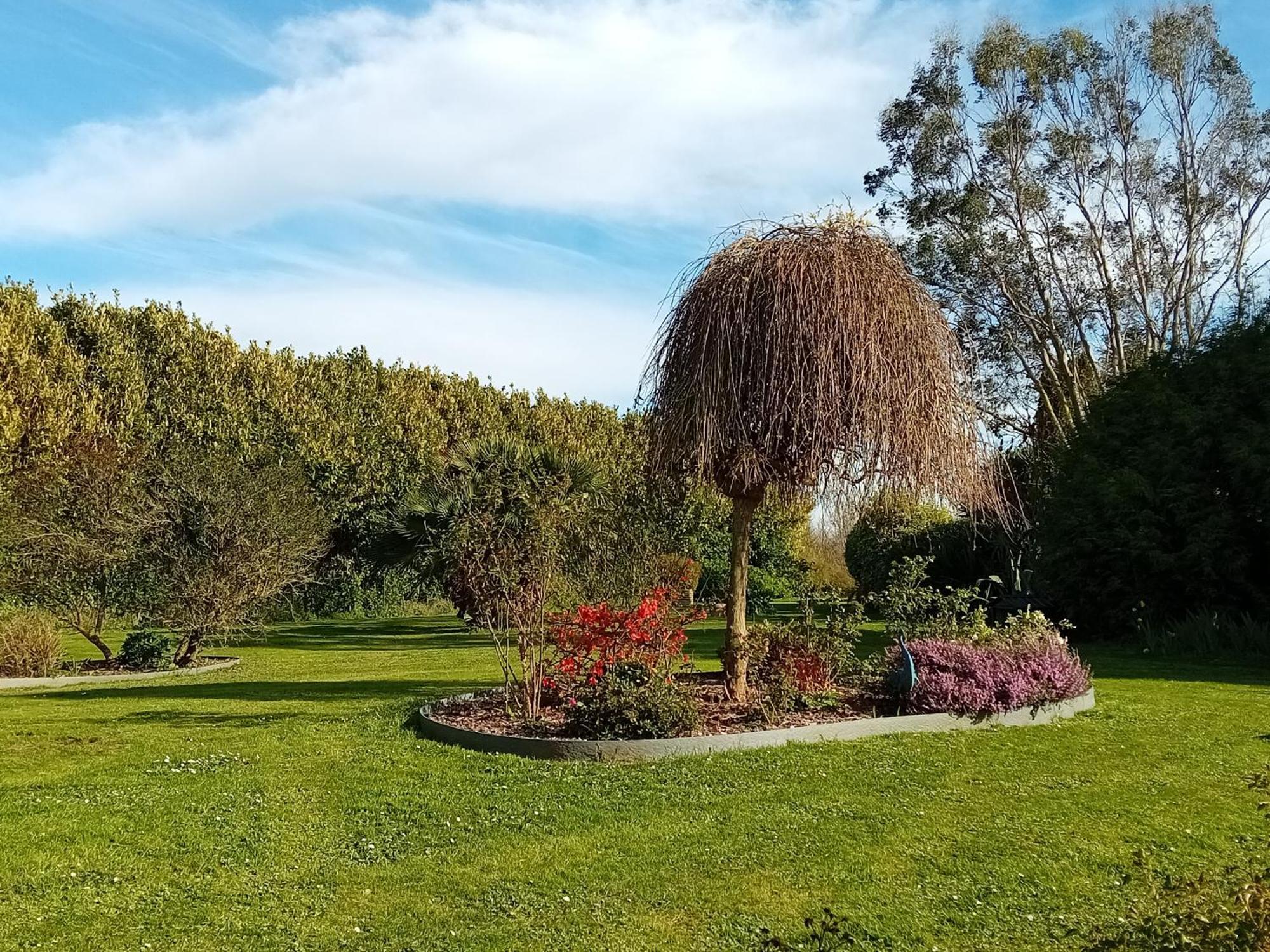 Domaine Du D-Day Bed & Breakfast Saint-Come-du-Mont Luaran gambar